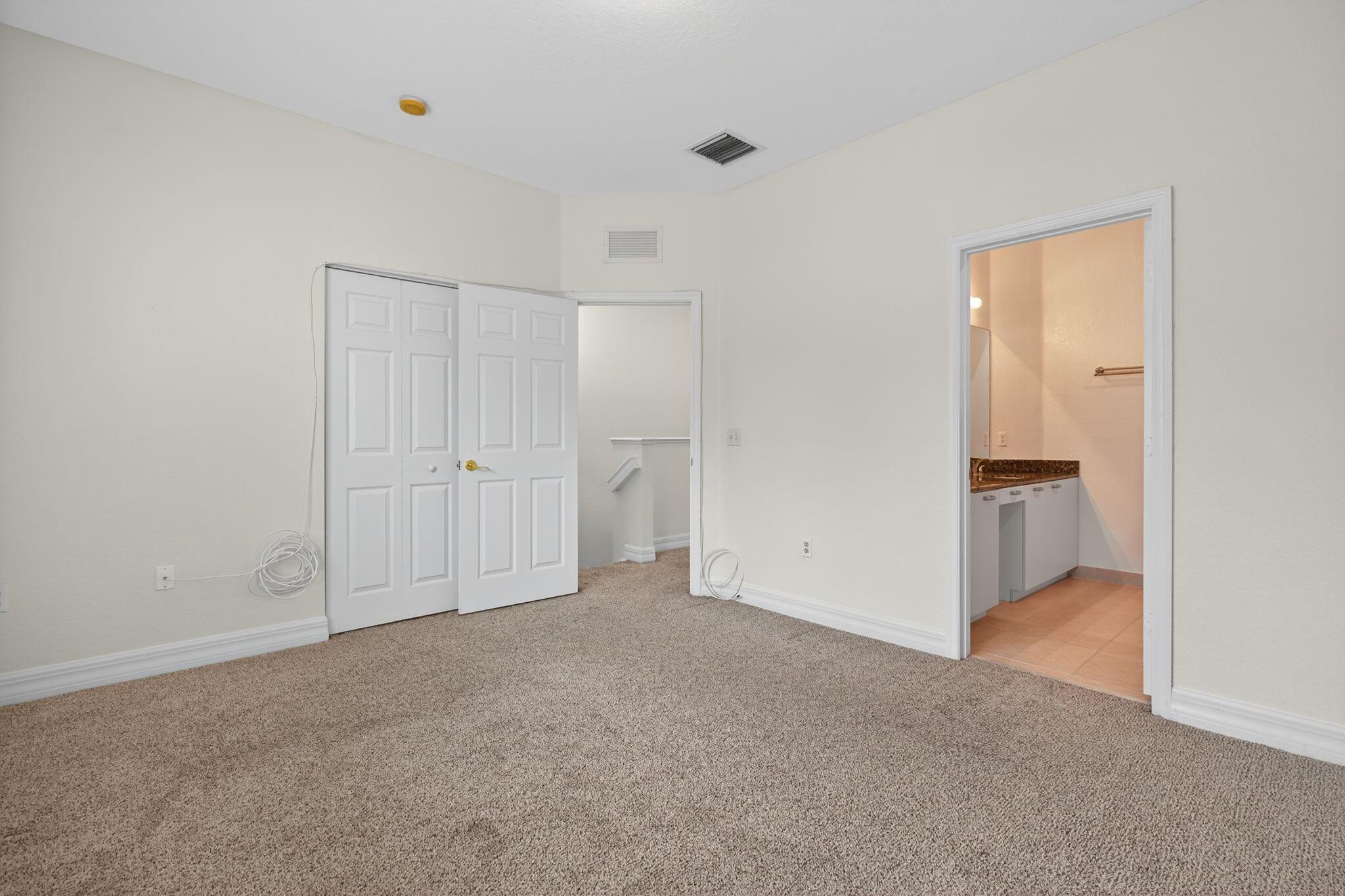 VILABELLA CENTRAL PARK CO - Residential