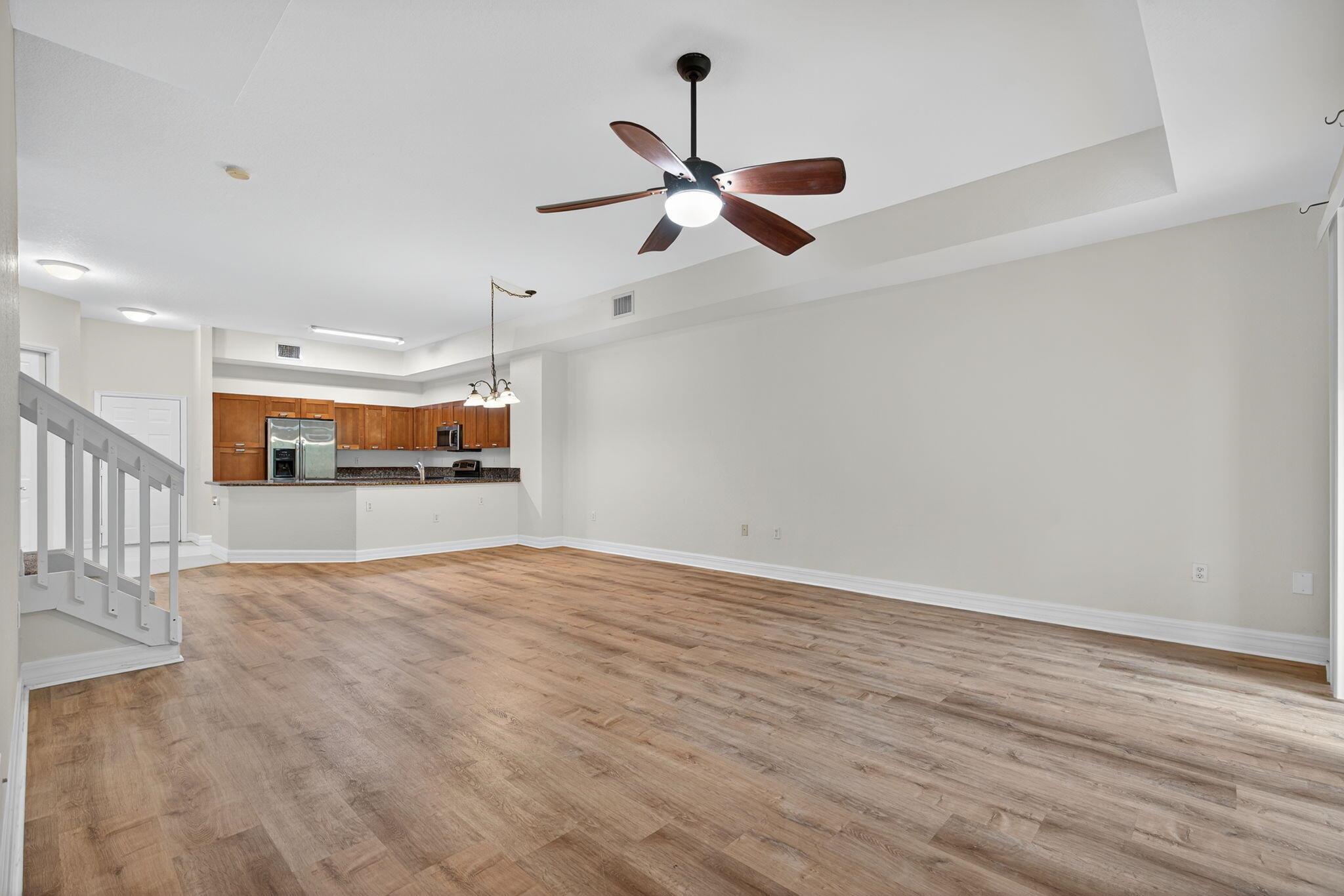 VILABELLA CENTRAL PARK CO - Residential