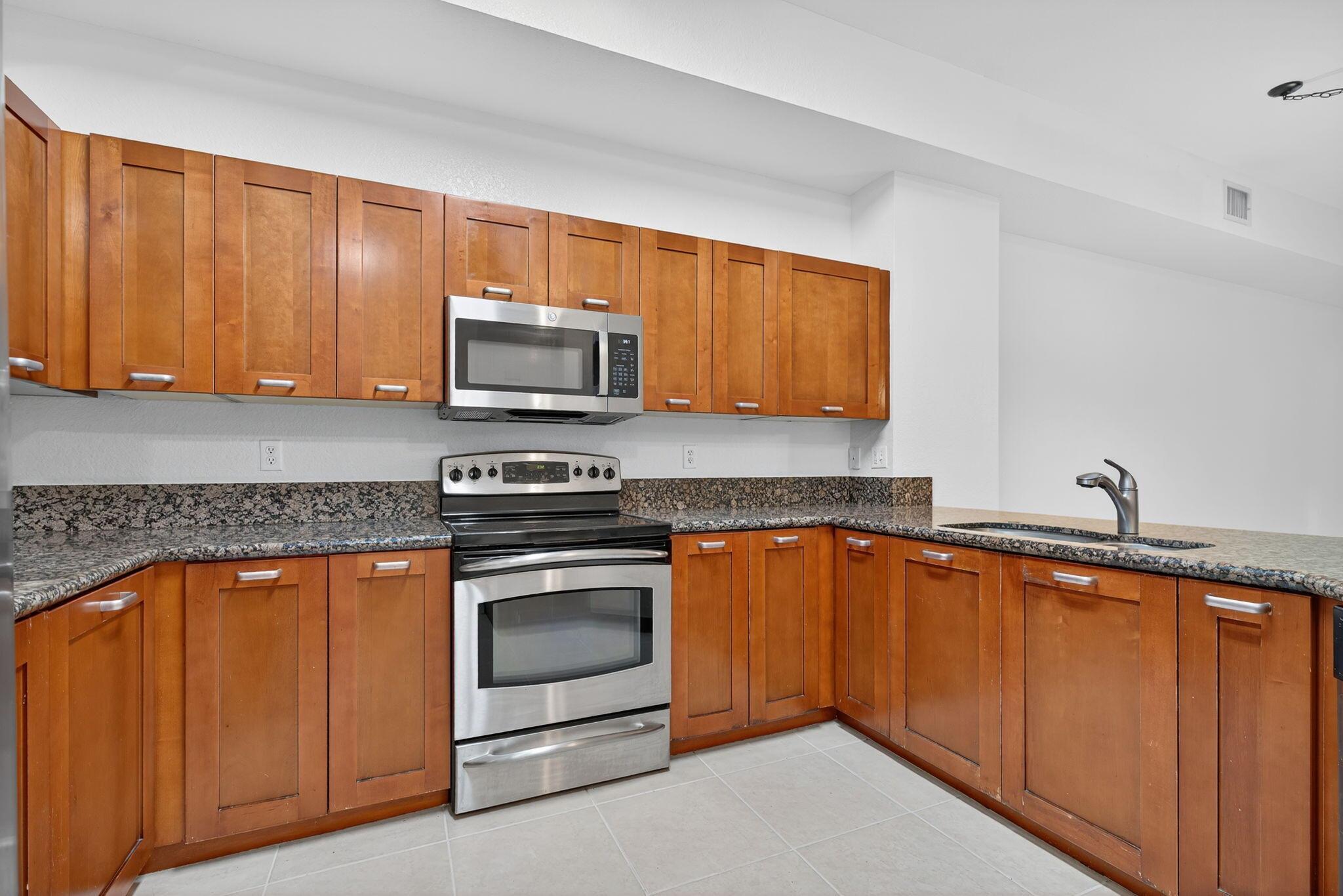 VILABELLA CENTRAL PARK CO - Residential