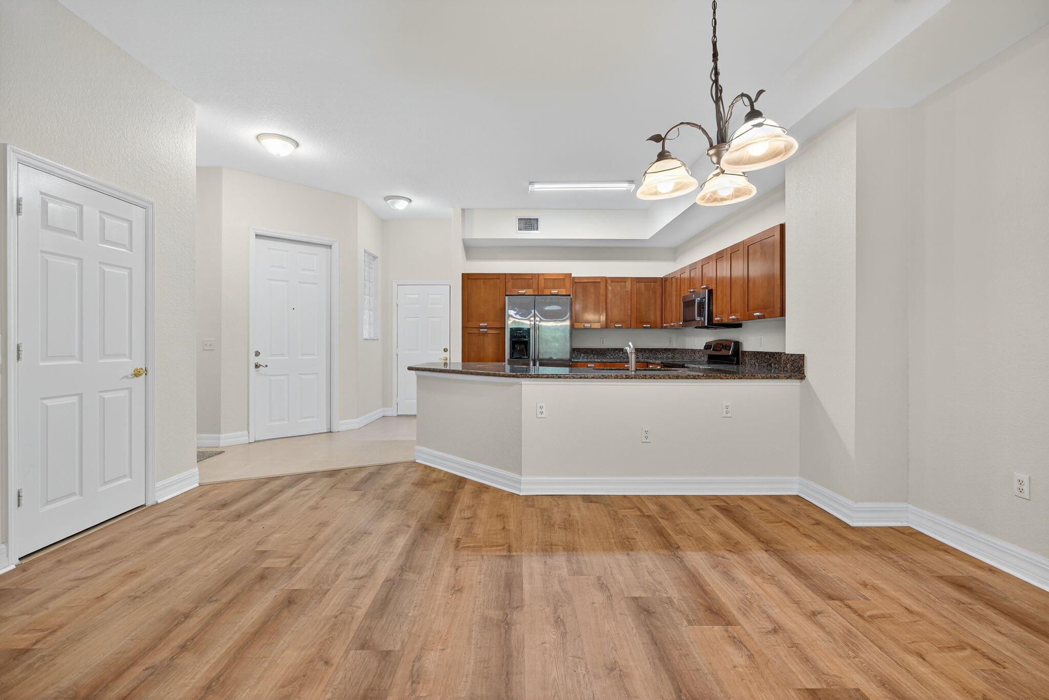 VILABELLA CENTRAL PARK CO - Residential