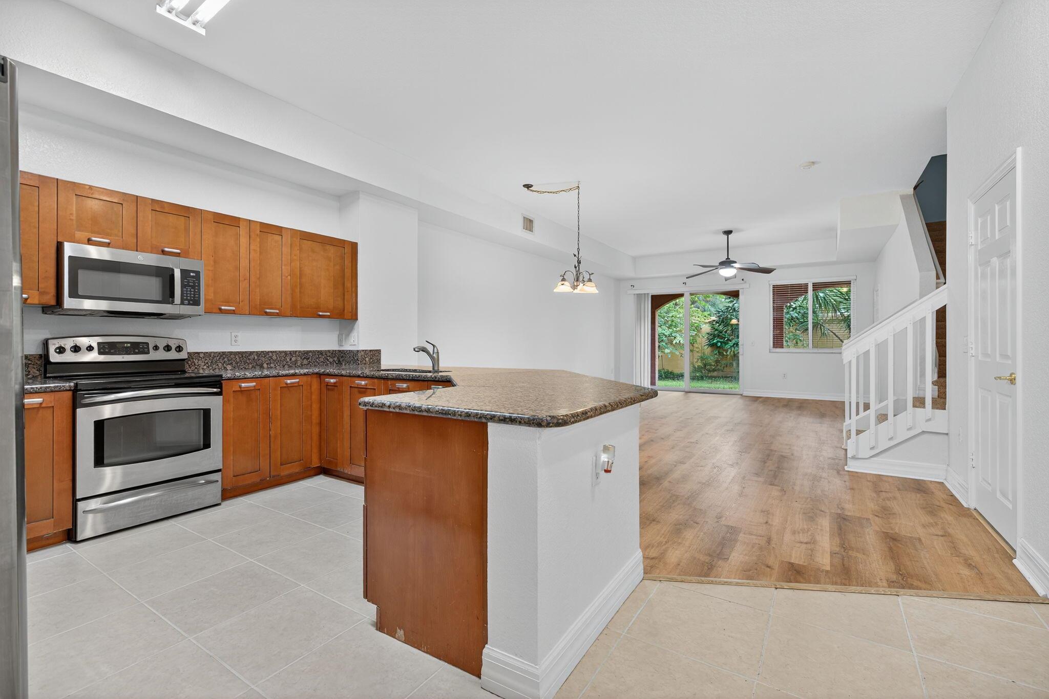 VILABELLA CENTRAL PARK CO - Residential