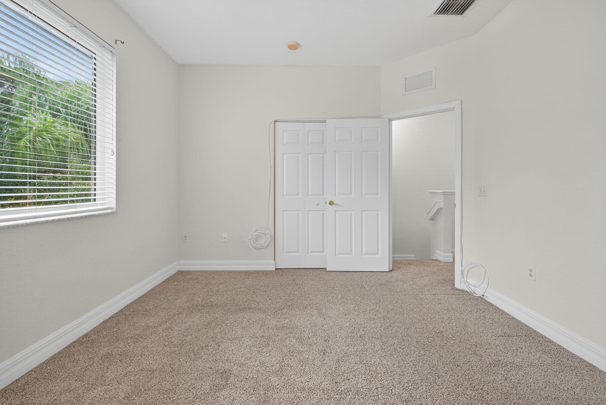 VILABELLA CENTRAL PARK CO - Residential