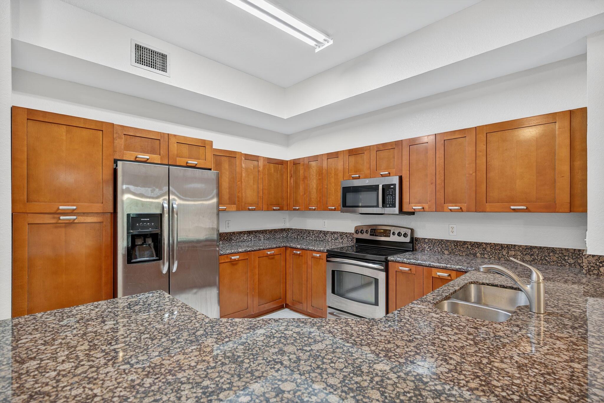 VILABELLA CENTRAL PARK CO - Residential