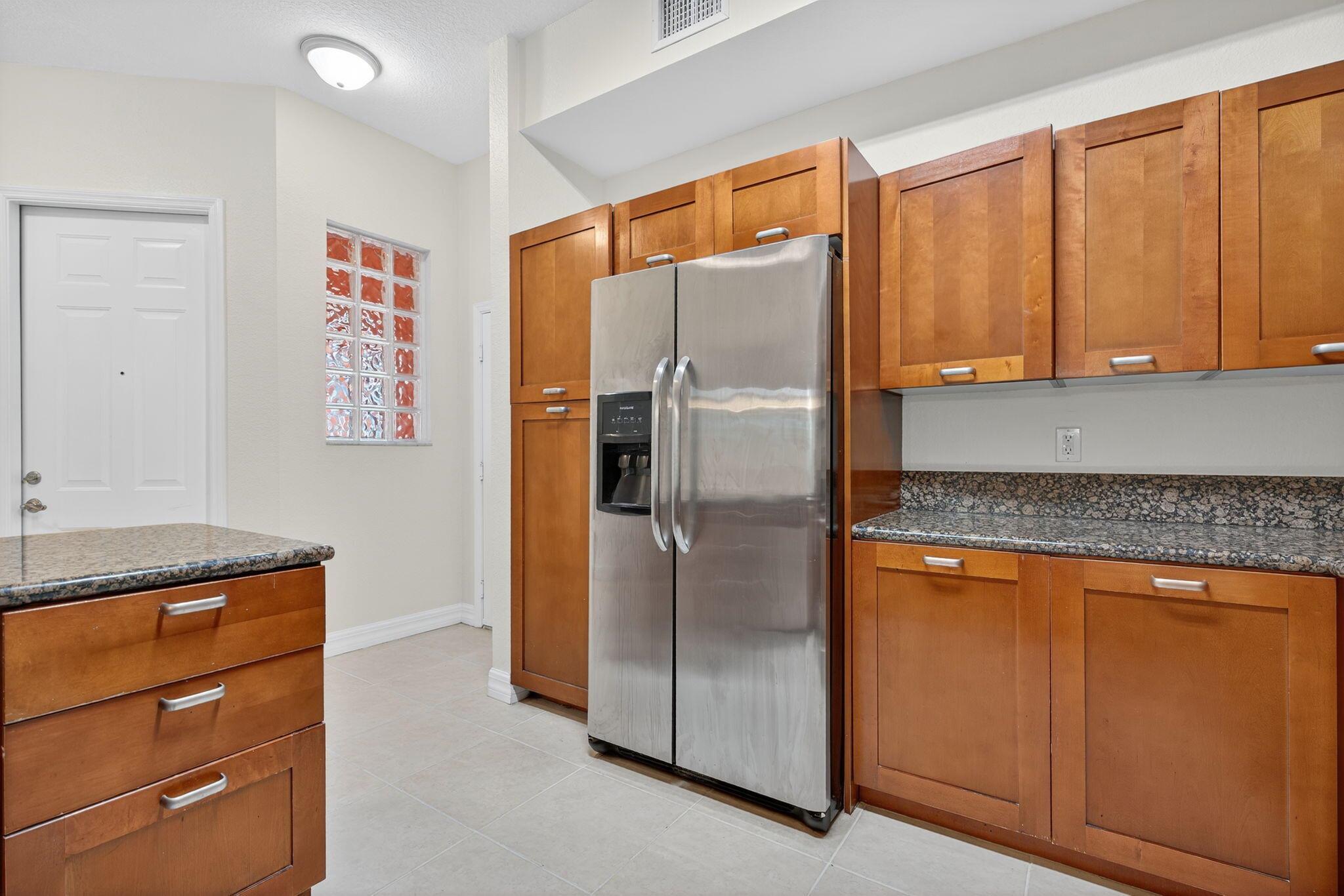 VILABELLA CENTRAL PARK CO - Residential