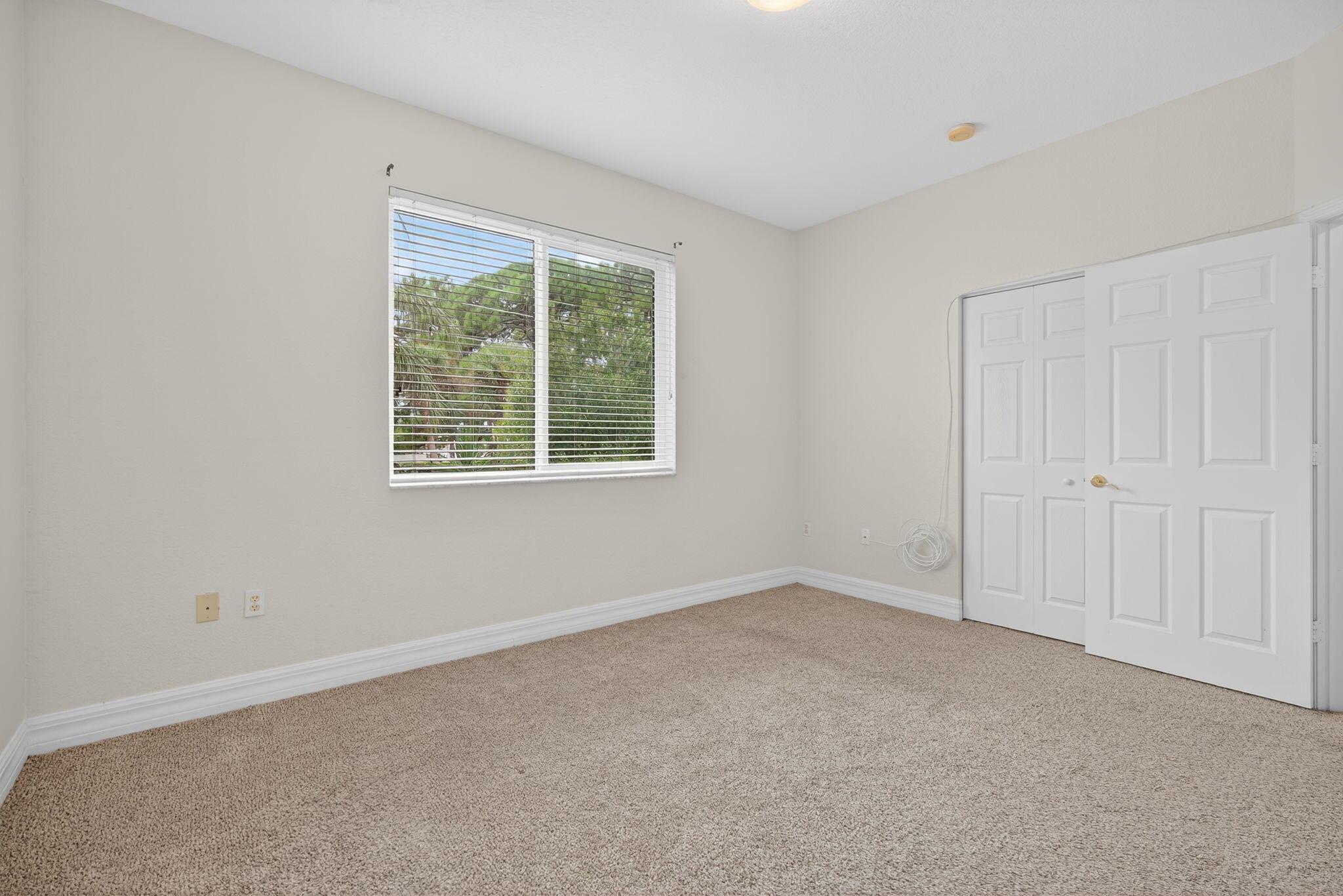 VILABELLA CENTRAL PARK CO - Residential
