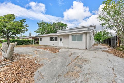 1451 SW 5th Avenue Deerfield Beach FL 33441