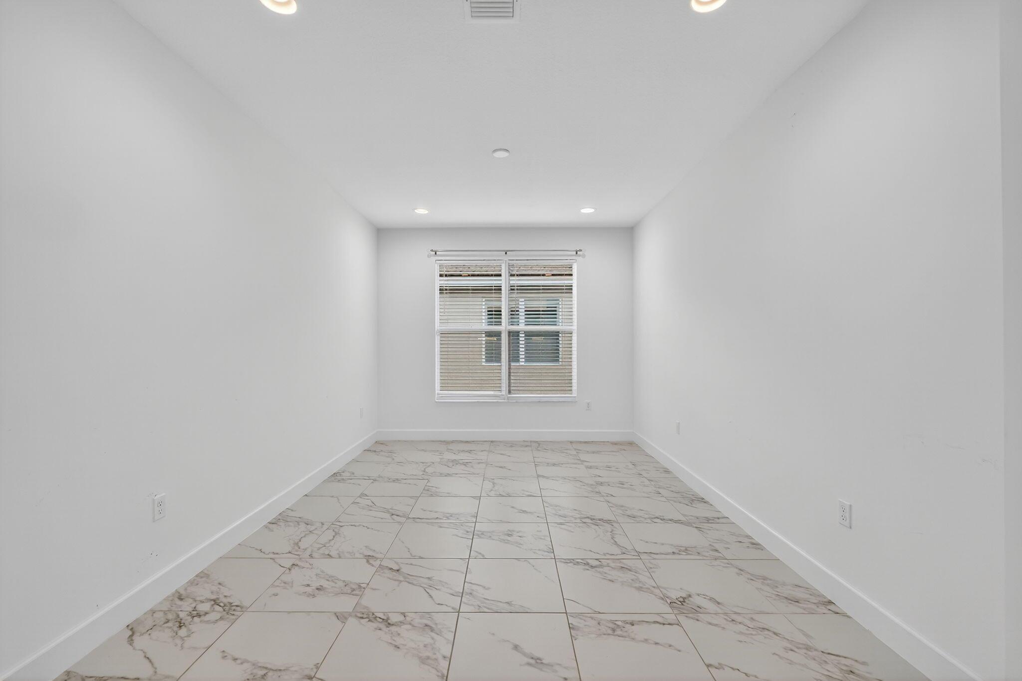 Valencia Grove - Residential Lease