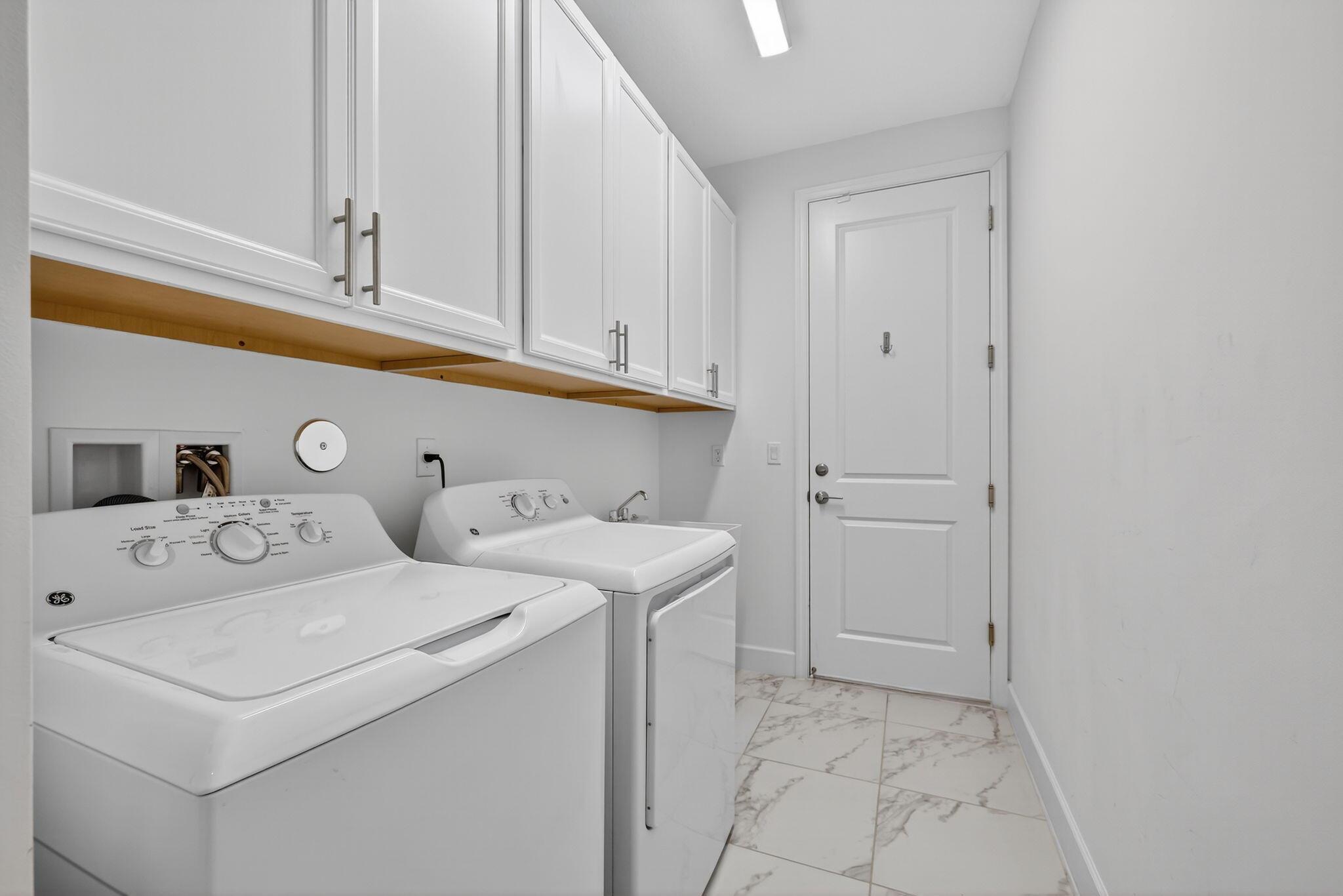 Valencia Grove - Residential Lease