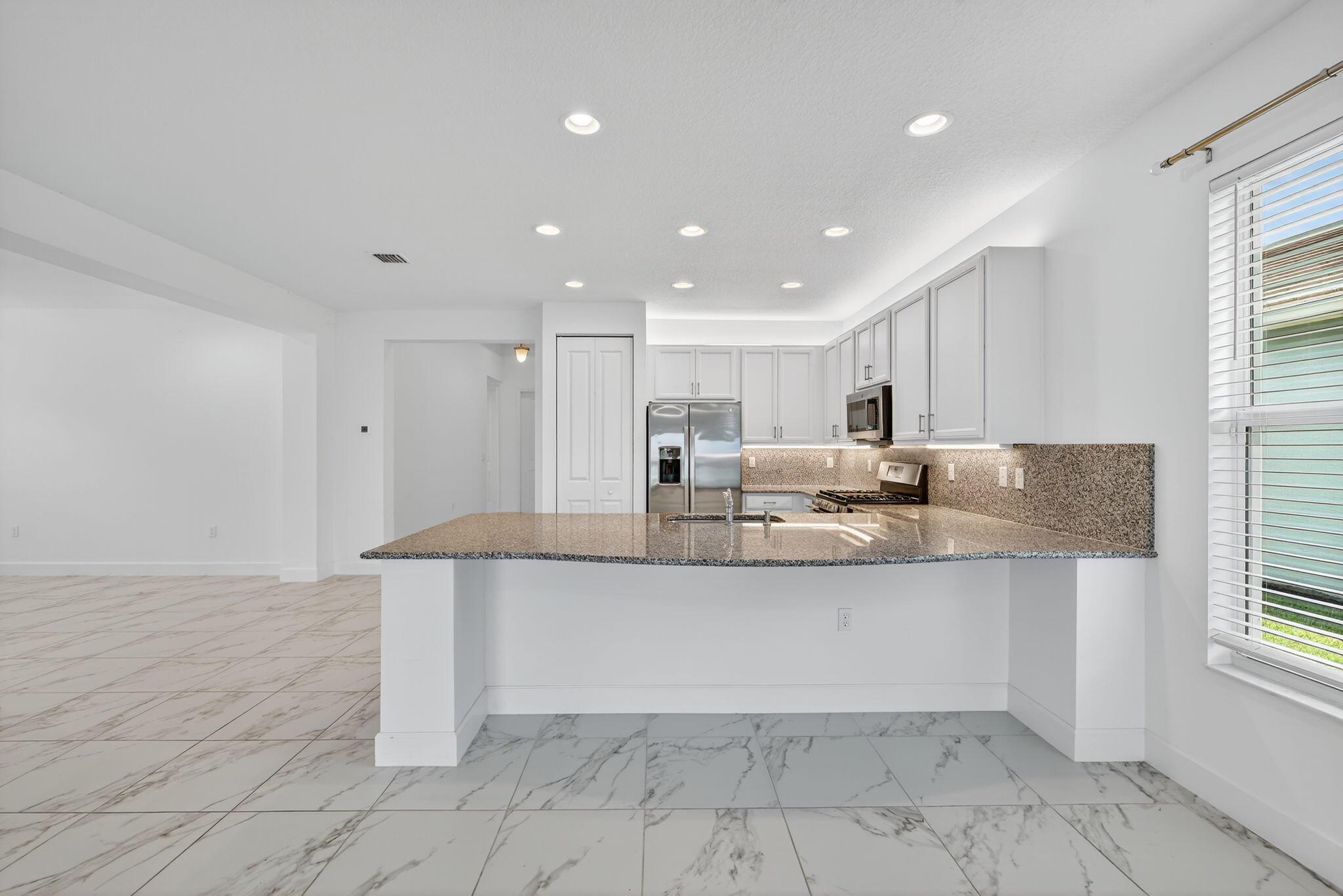 Valencia Grove - Residential Lease