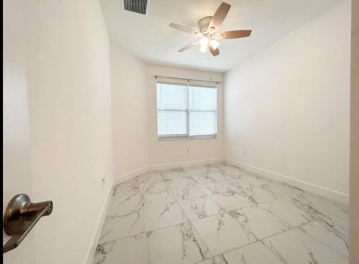 Valencia Grove - Residential Lease