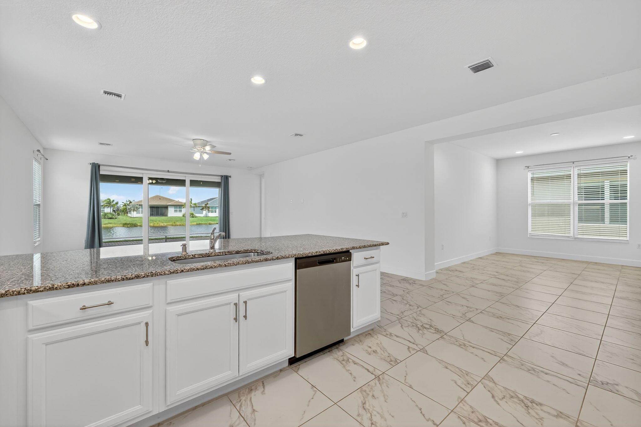 Valencia Grove - Residential Lease