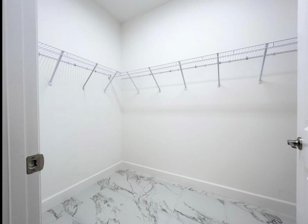 Valencia Grove - Residential Lease