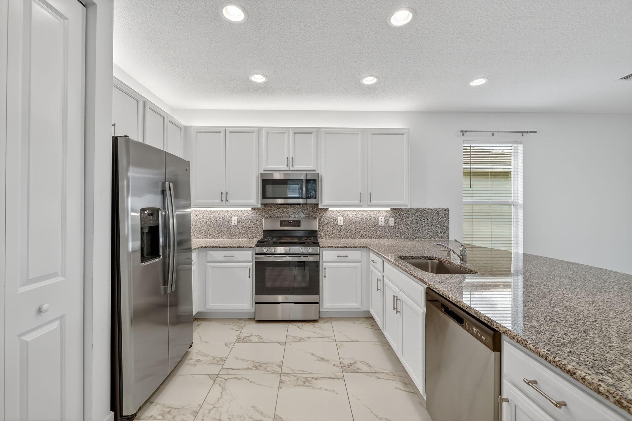 Valencia Grove - Residential Lease