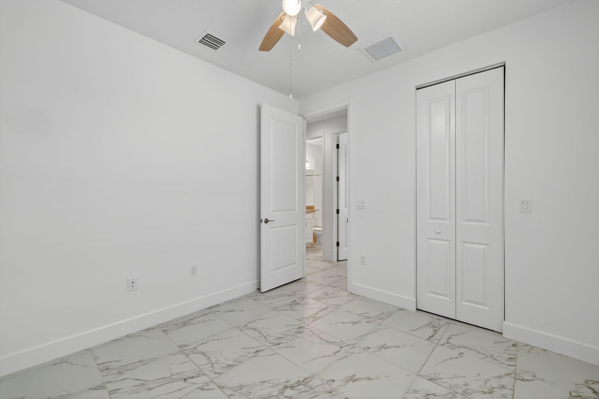Valencia Grove - Residential Lease