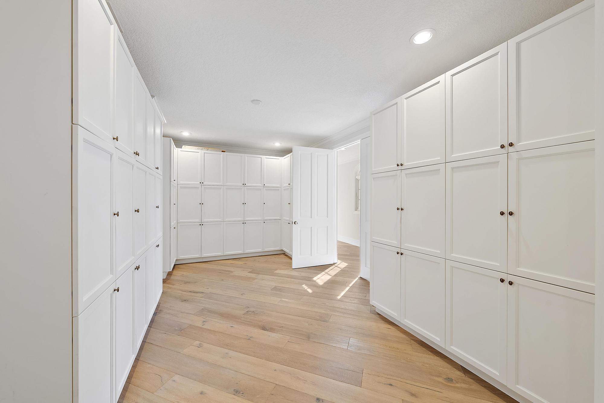 Seven Hundred Ocean Drive - Residential