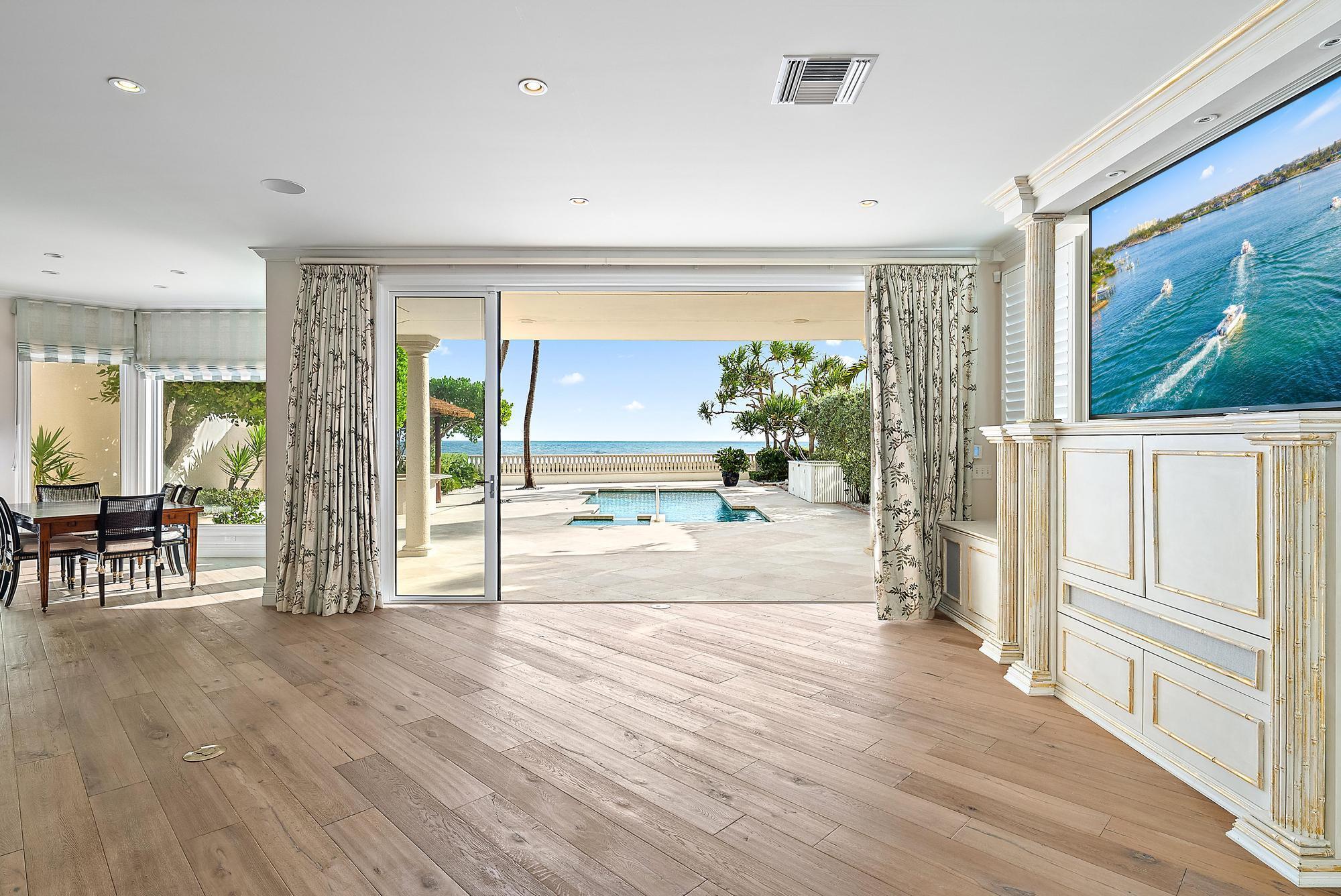 Seven Hundred Ocean Drive - Residential