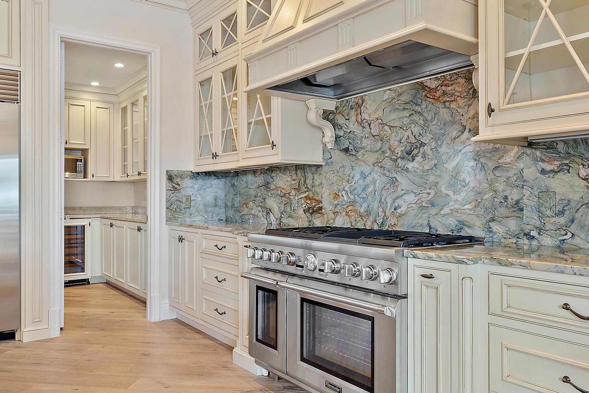 Seven Hundred Ocean Drive - Residential