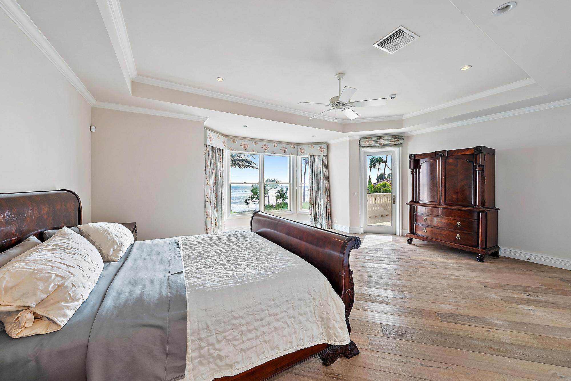 Seven Hundred Ocean Drive - Residential