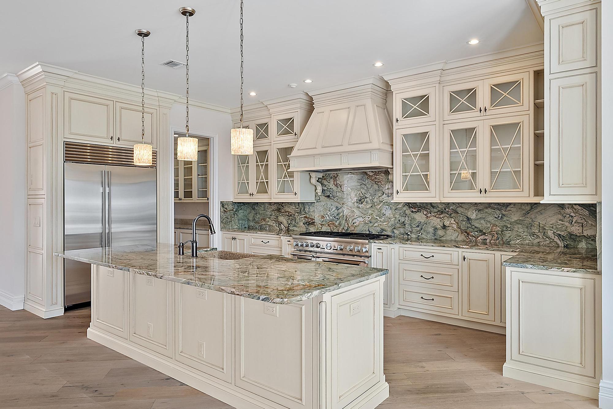 Seven Hundred Ocean Drive - Residential