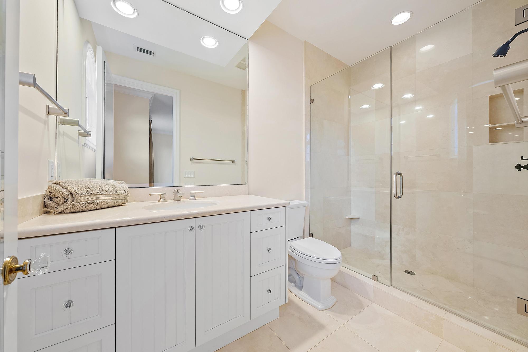 Seven Hundred Ocean Drive - Residential