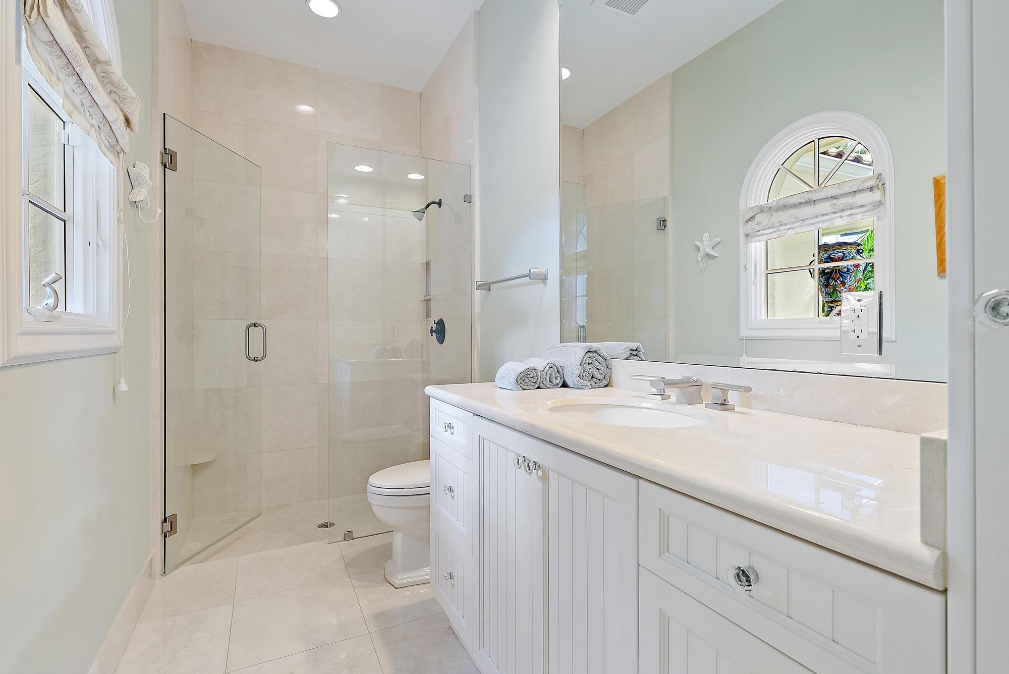 Seven Hundred Ocean Drive - Residential