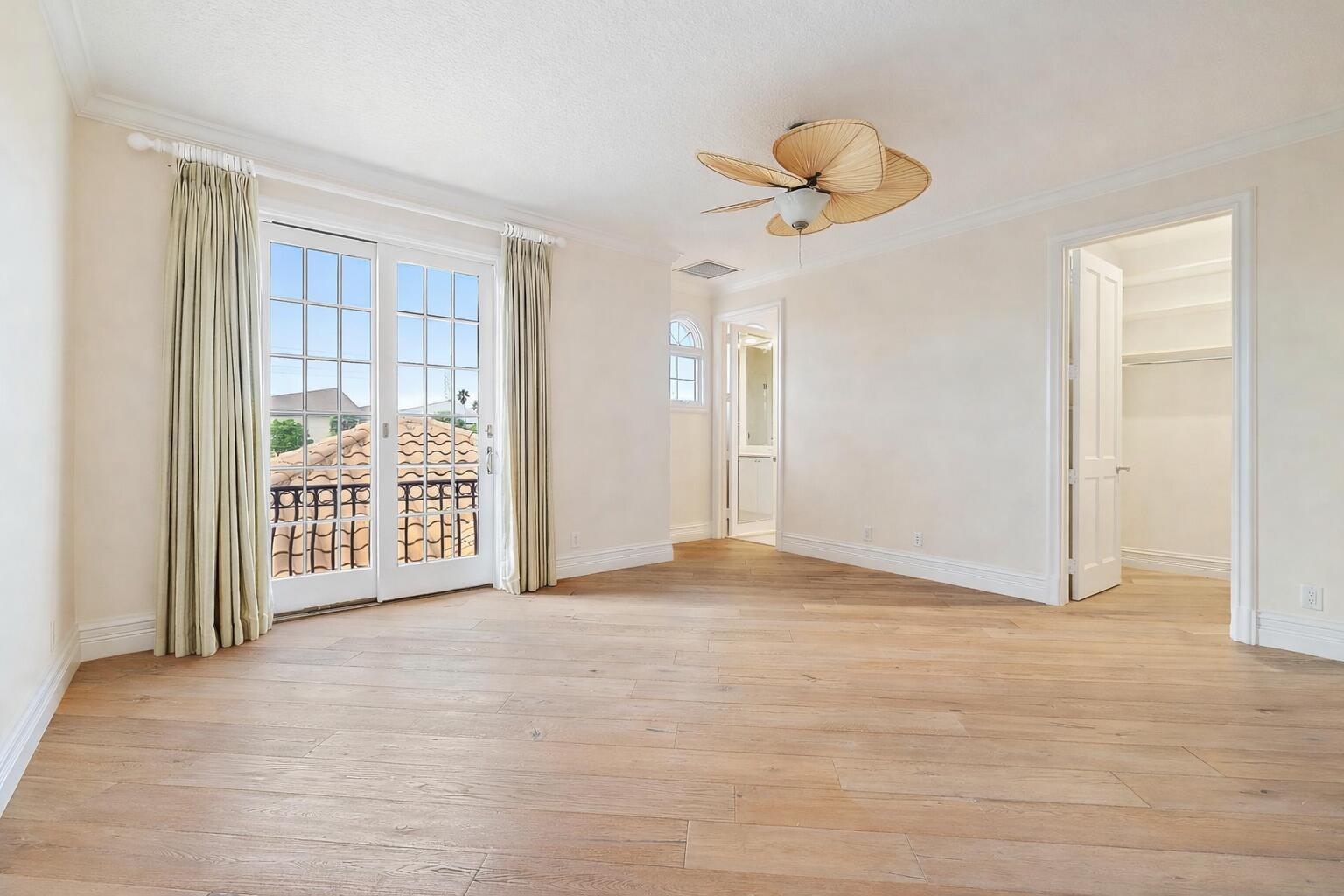 Seven Hundred Ocean Drive - Residential