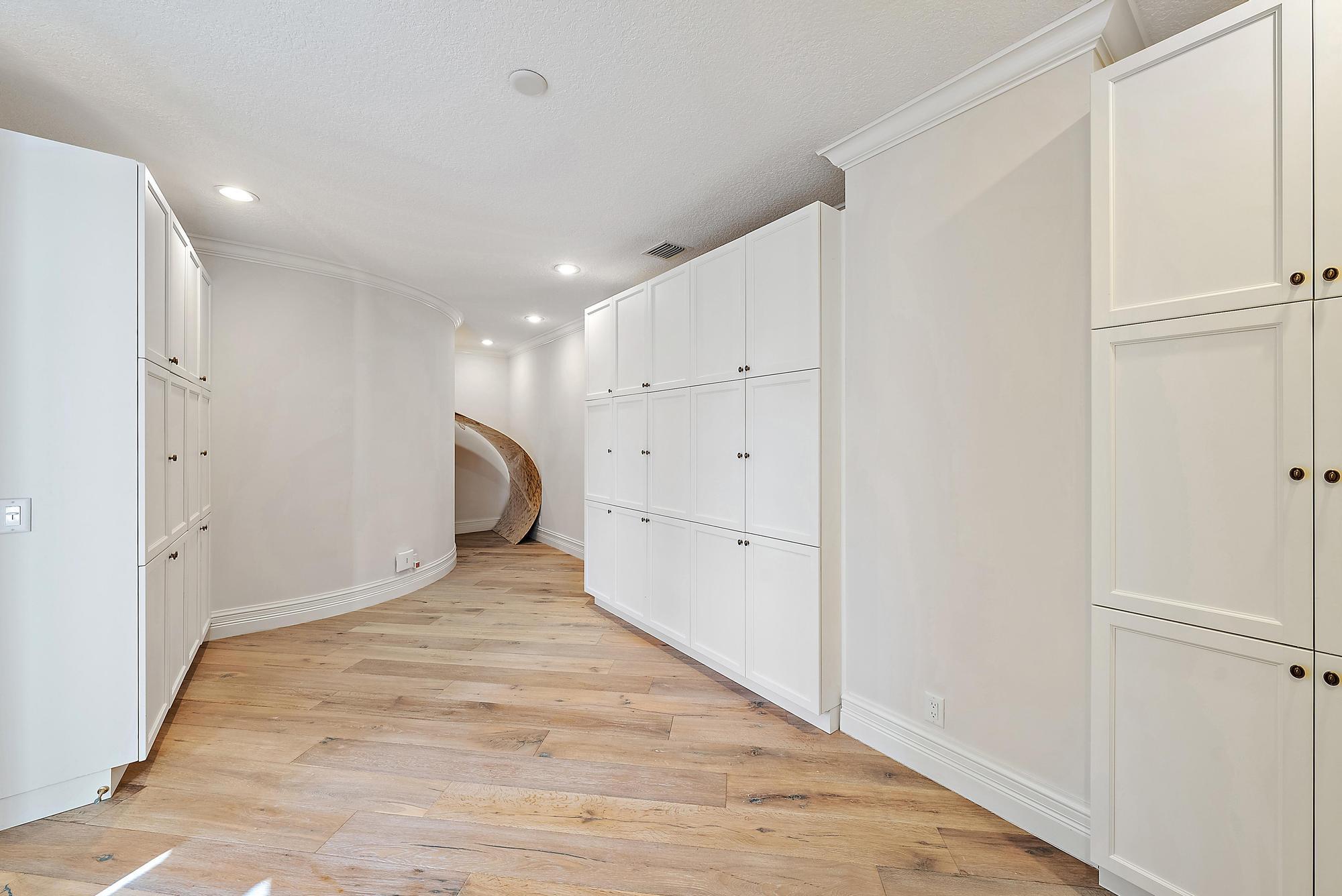 Seven Hundred Ocean Drive - Residential