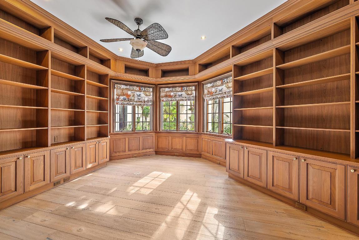 Seven Hundred Ocean Drive - Residential