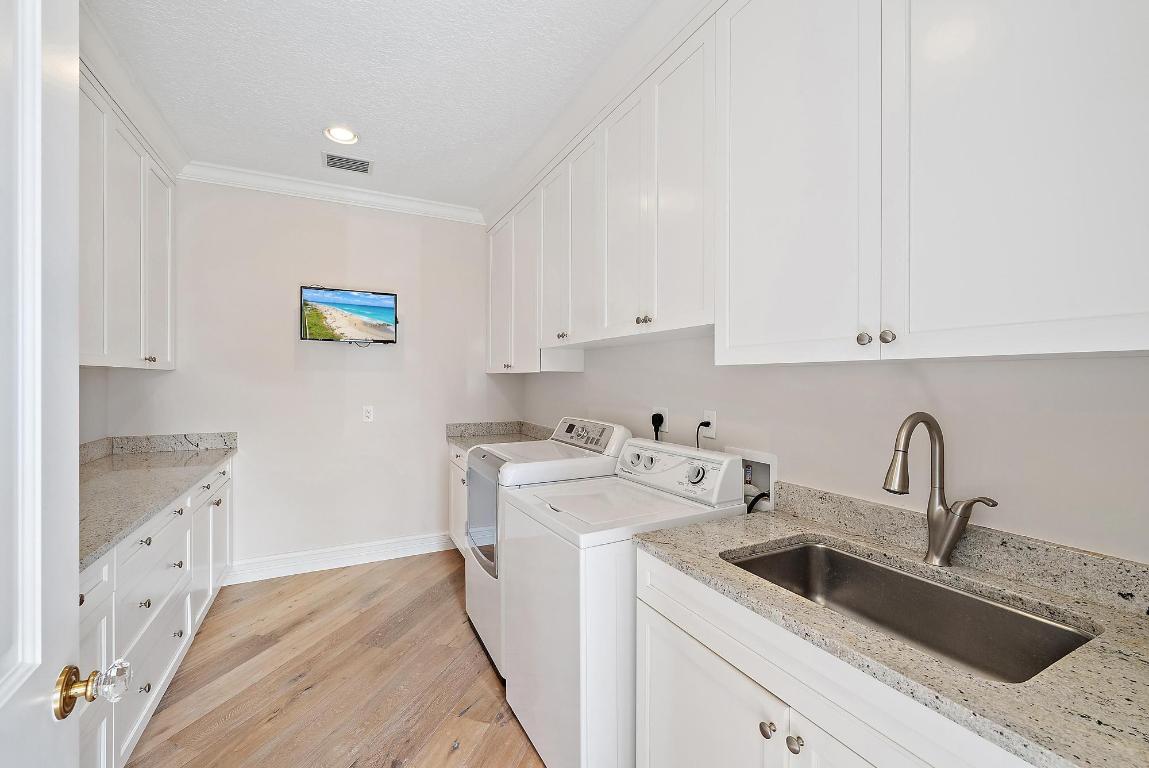 Seven Hundred Ocean Drive - Residential