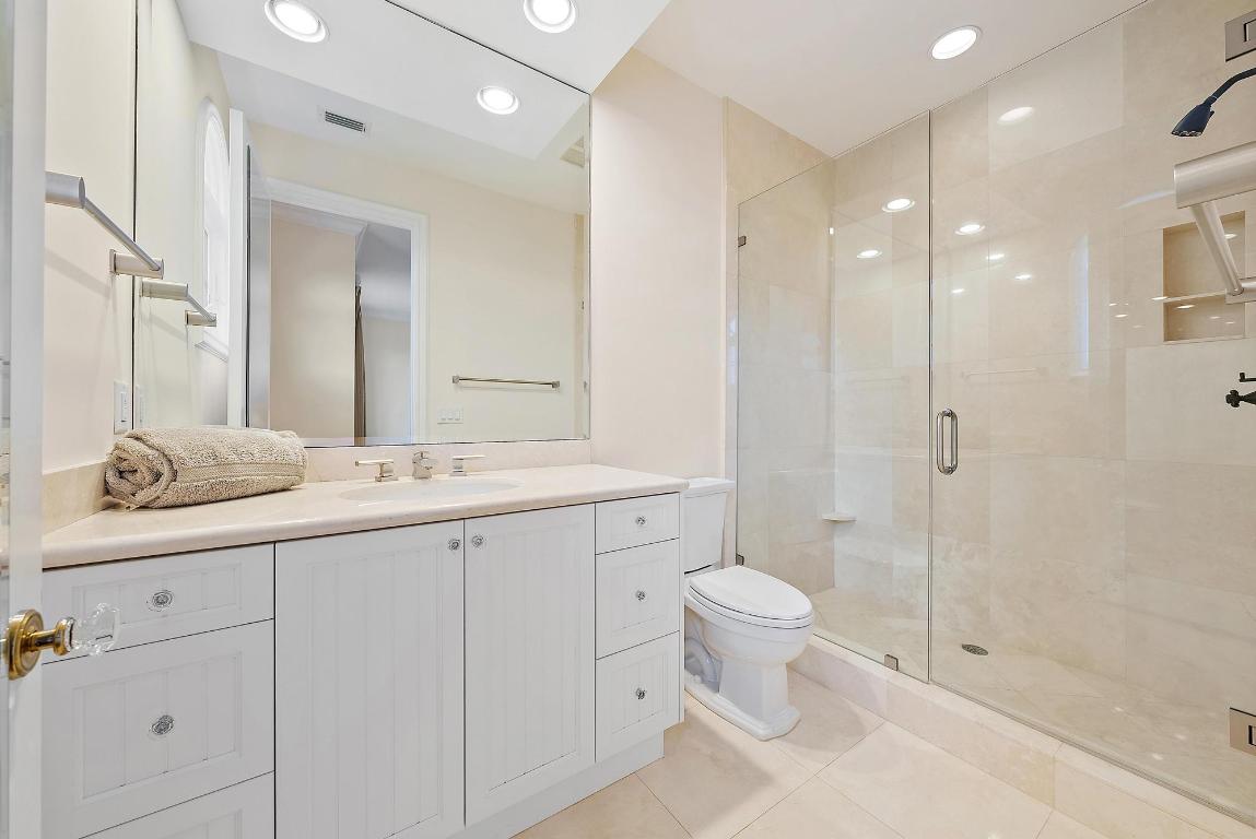 Seven Hundred Ocean Drive - Residential