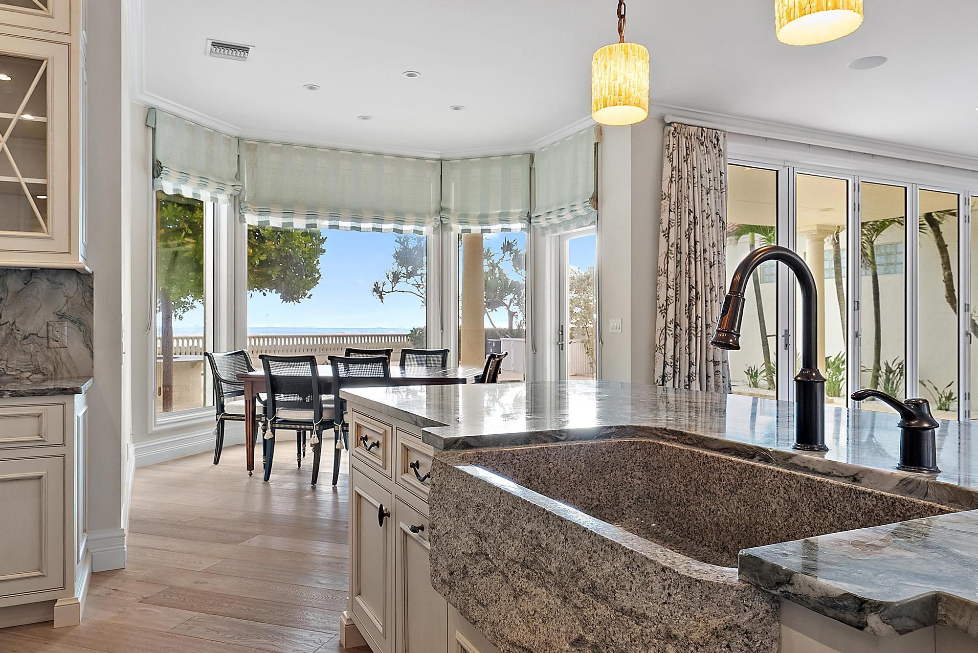 Seven Hundred Ocean Drive - Residential