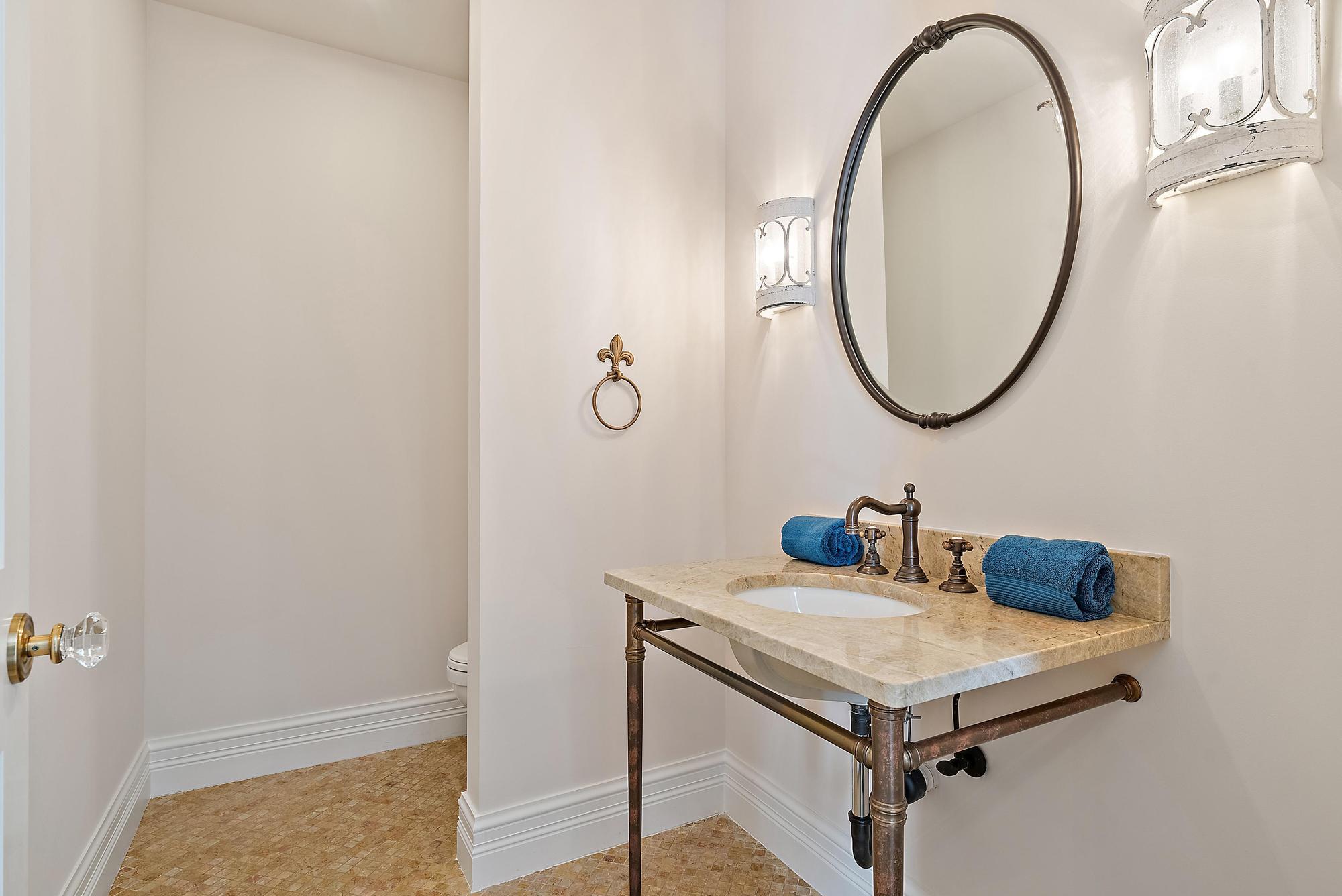 Seven Hundred Ocean Drive - Residential