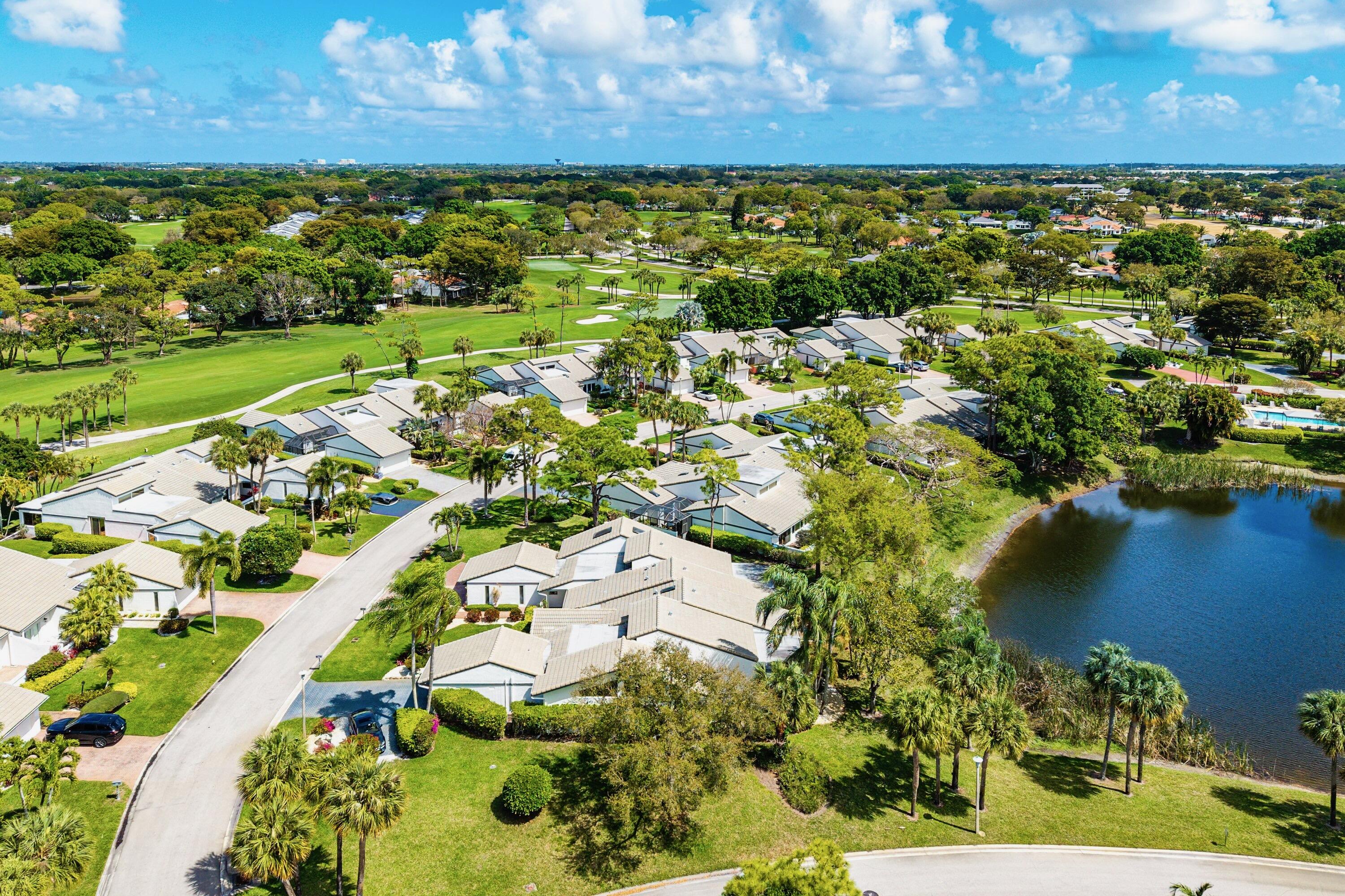 CAMBRIDGE I & II AT HUNTERS RUN CONDO - Residential