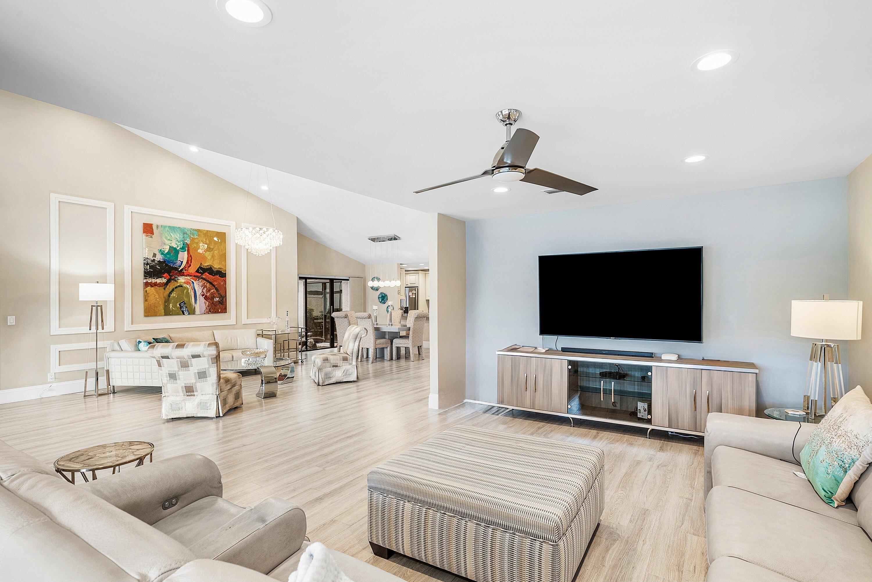 CAMBRIDGE I & II AT HUNTERS RUN CONDO - Residential