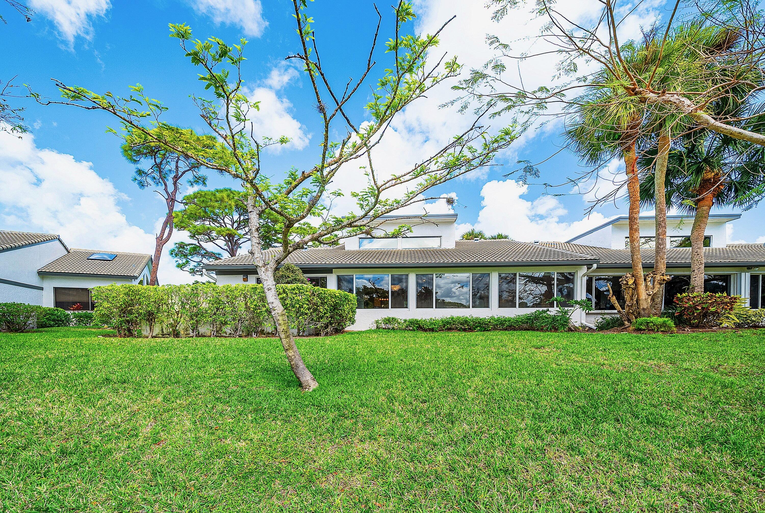 CAMBRIDGE I & II AT HUNTERS RUN CONDO - Residential