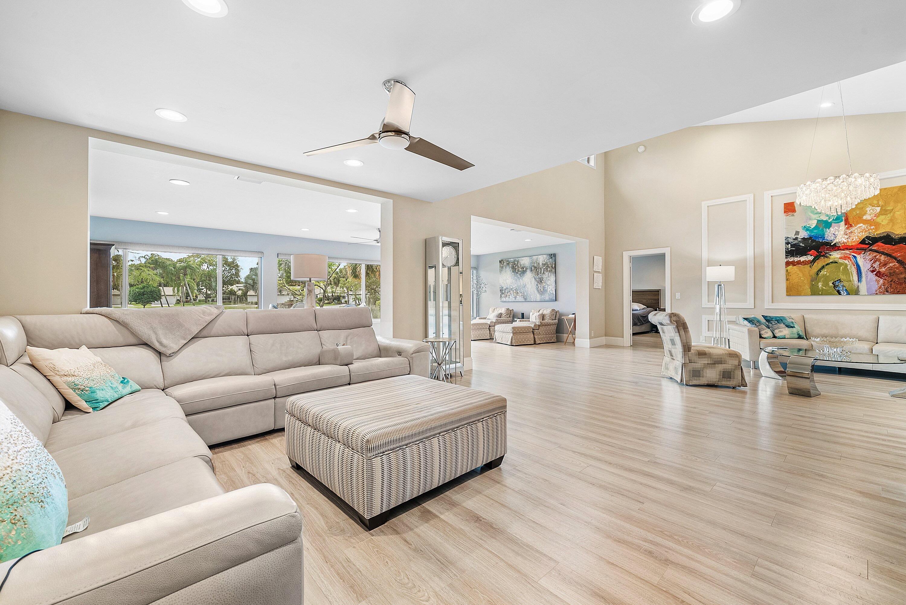 CAMBRIDGE I & II AT HUNTERS RUN CONDO - Residential