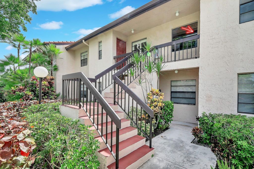 Photo of 9278 Vista Del Lago F #31f, Boca Raton, FL 33428 (MLS # F10524114)