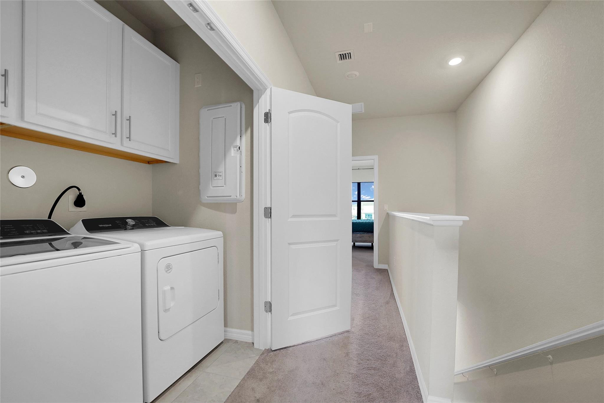 OAK TREE - Residential