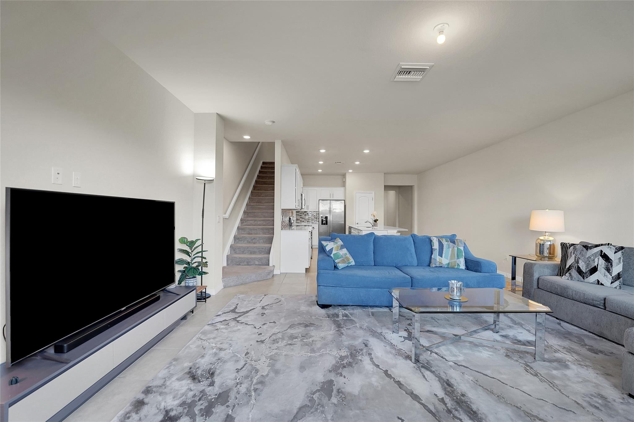 OAK TREE - Residential