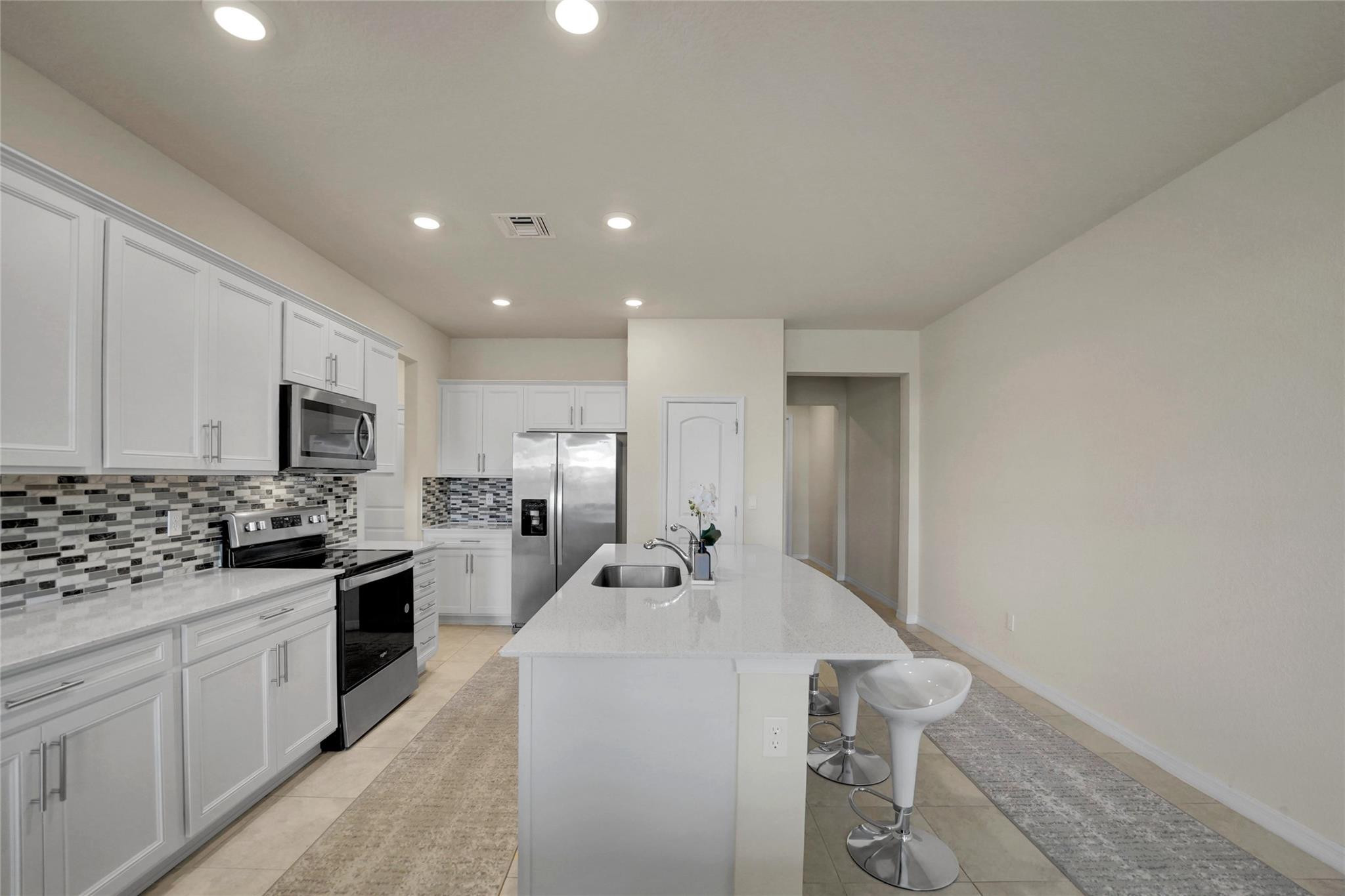 OAK TREE - Residential