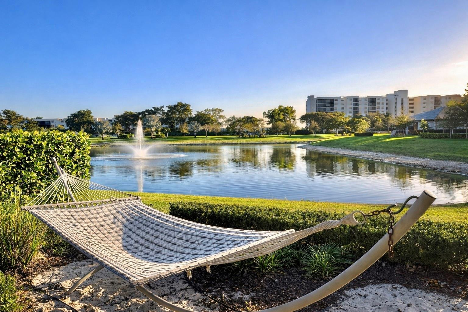 OAK TREE - Residential