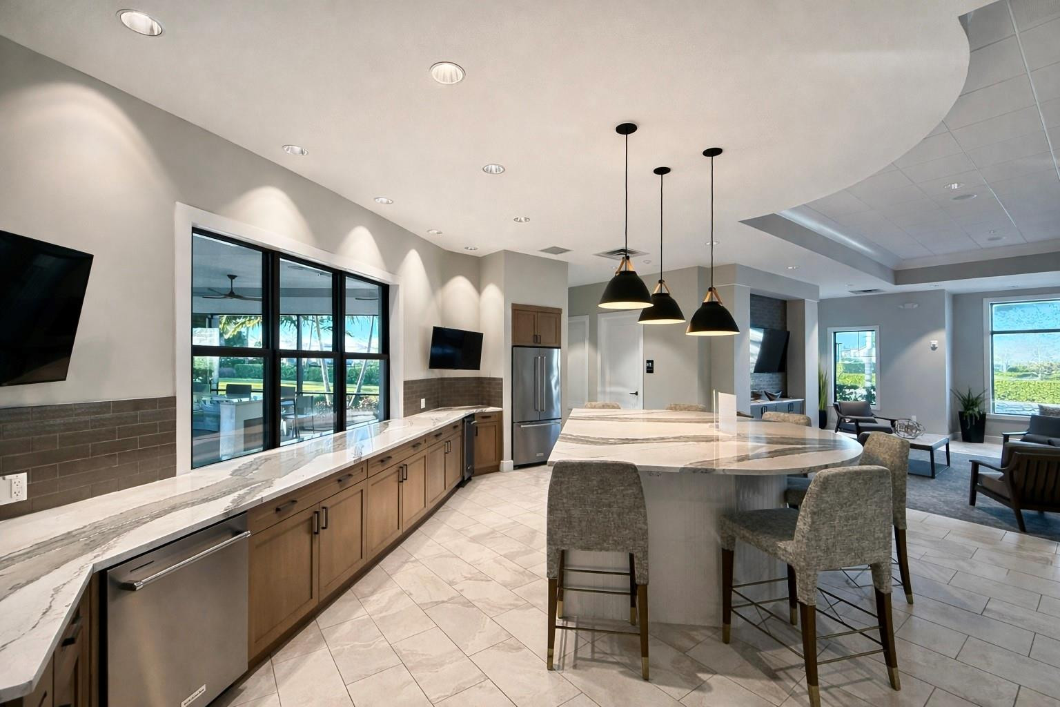 OAK TREE - Residential