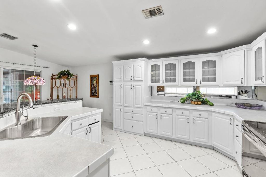 Photo of 2945 Eagles Nest Way, Port Saint Lucie, FL 34952 (MLS # R11131498)