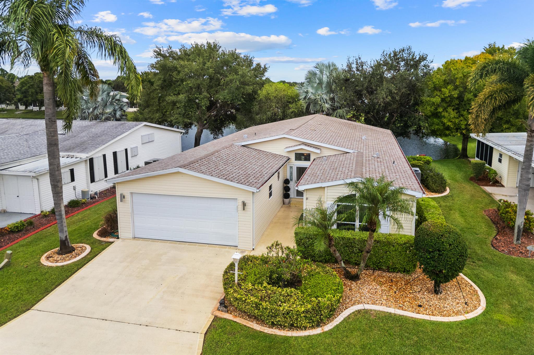 EAGLE'S RETREAT AT SAVANN - Residential