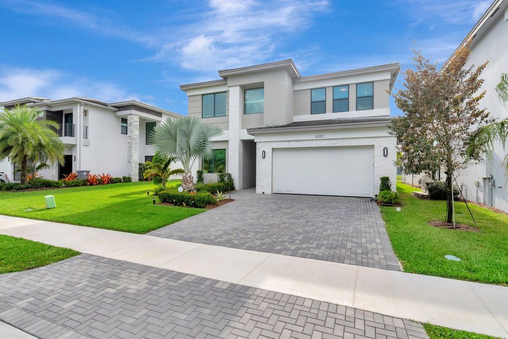 Photo of 8080 Laurel Falls Dr, Boca Raton, FL 33496 (MLS # R11078963)