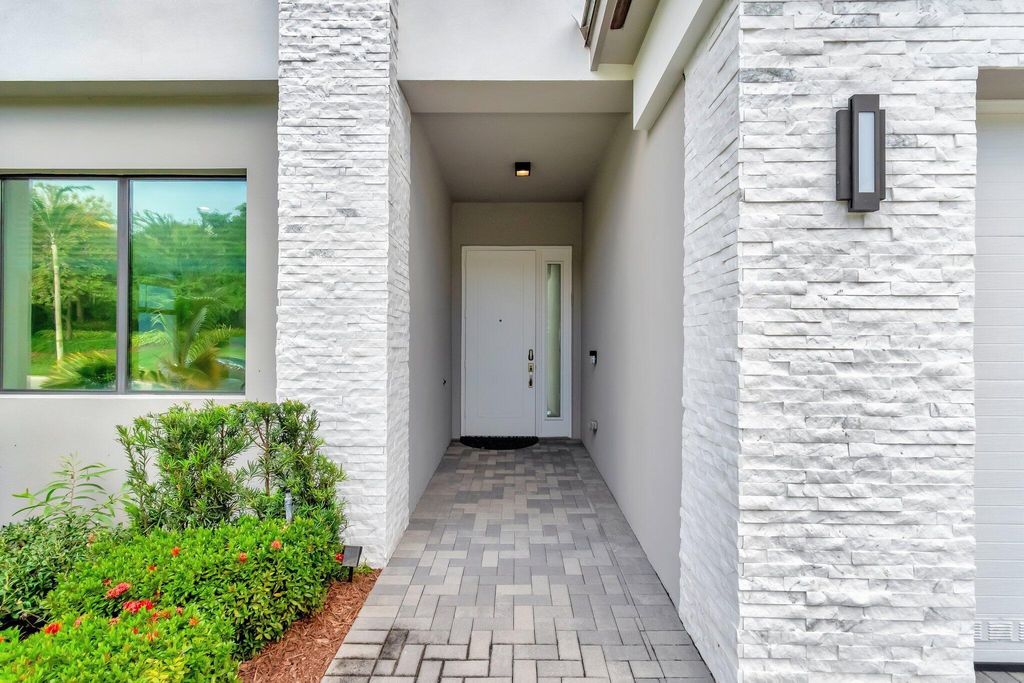 Photo of 8080 Laurel Falls Dr, Boca Raton, FL 33496 (MLS # R11078963)
