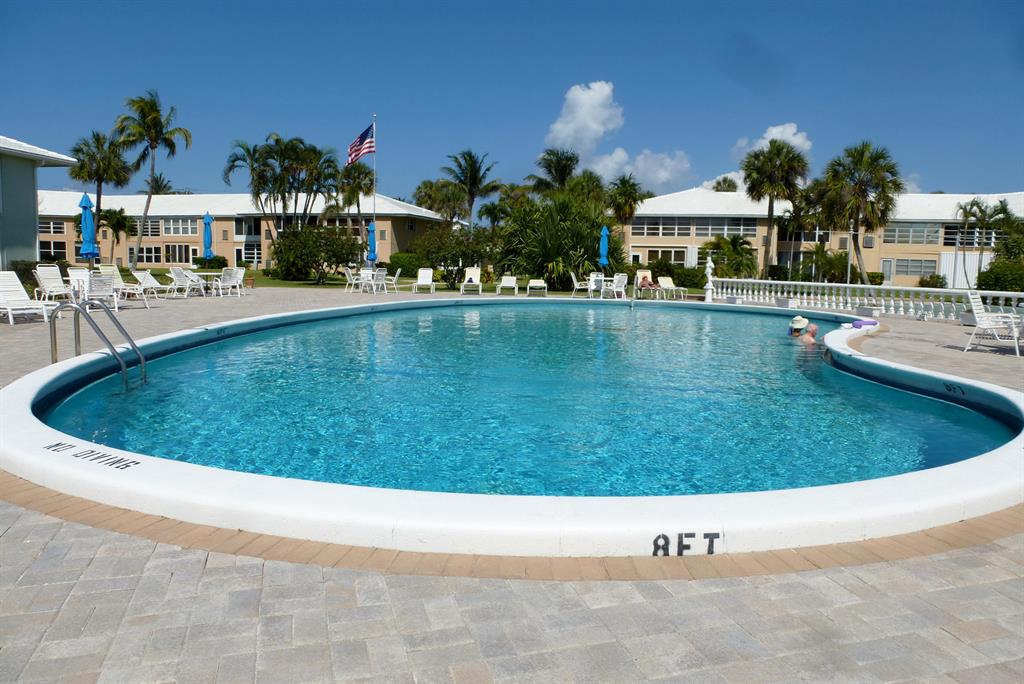 QUEENS COVE HOUSE CONDO - Residential Lease