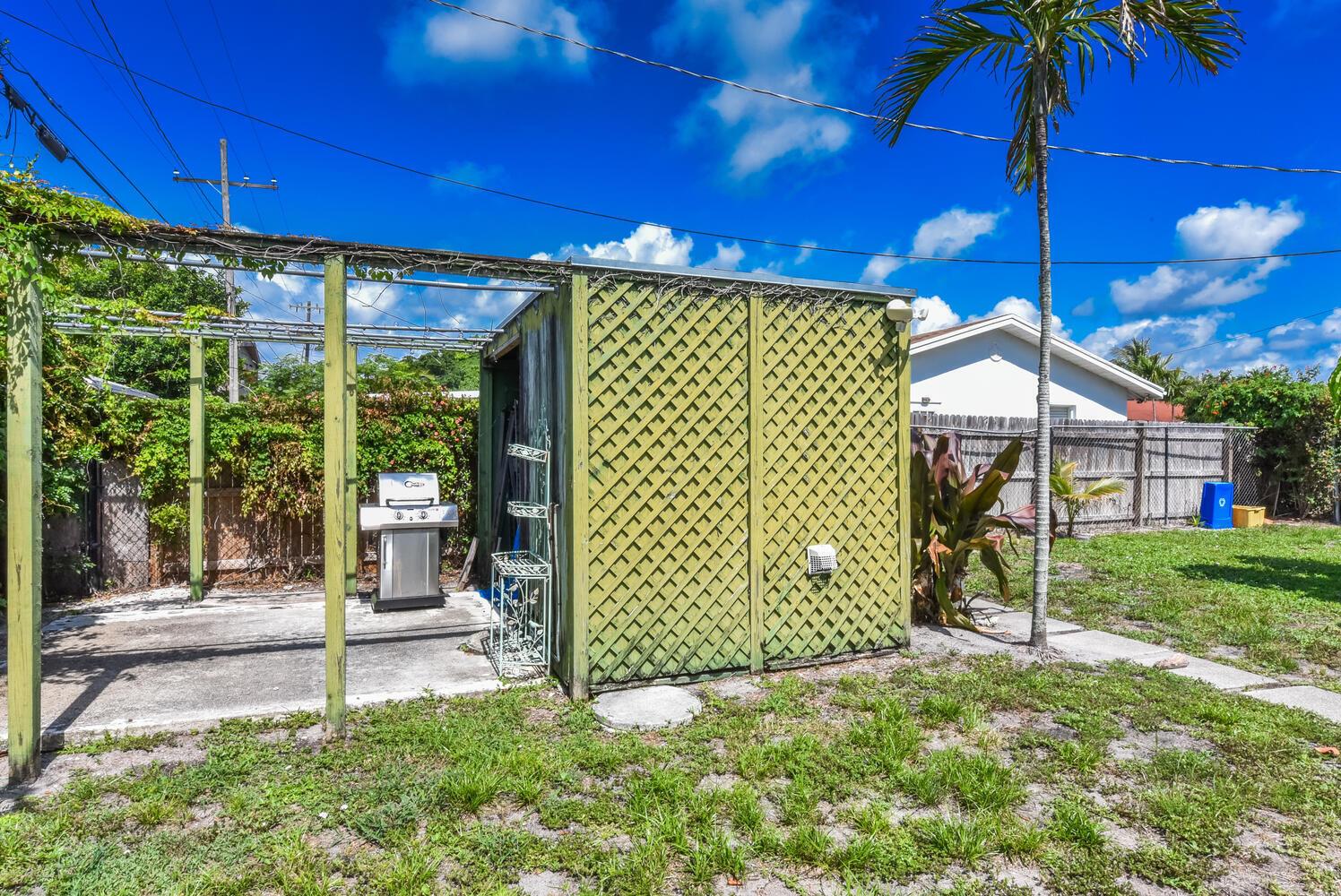 BURNUP AND SIMS ESTATES 2 - Residential