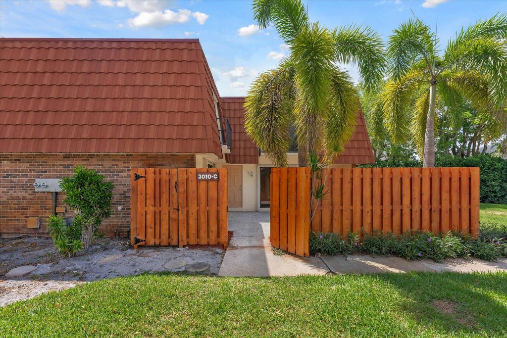Photo of 3010 San Clara Drive #19-c, Delray Beach, FL 33445 (MLS # B26030693)
