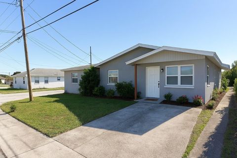 1133 W 28th Street West Palm Beach FL 33404